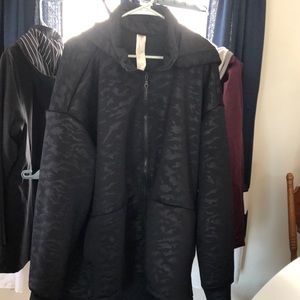 Fabletics Lotta Removable Hood Jacket Size 2x